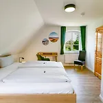 Casa vacanze Ferienbauernhof Liesenberg Obstwiesenhaus Pflaumenbaum Fehmarn