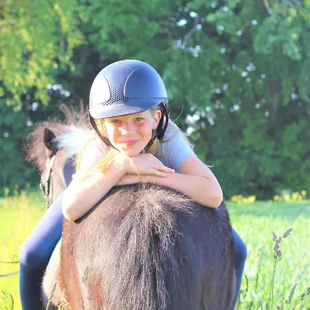 Prázdninový dům Ferienbauernhof Liesenberg Obstwiesenhaus Pflaumenbaum Fehmarn