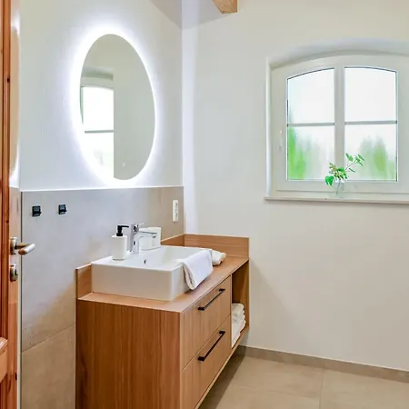Ferienbauernhof Liesenberg Obstwiesenhaus Pflaumenbaum Tatil Evi